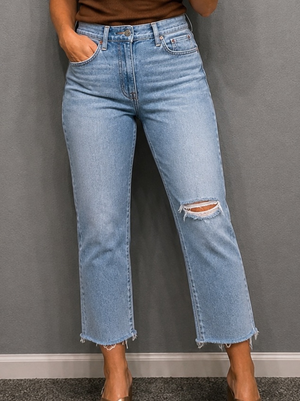 Hudson Kass High Rise Distressed Crop Straight Jeans 26